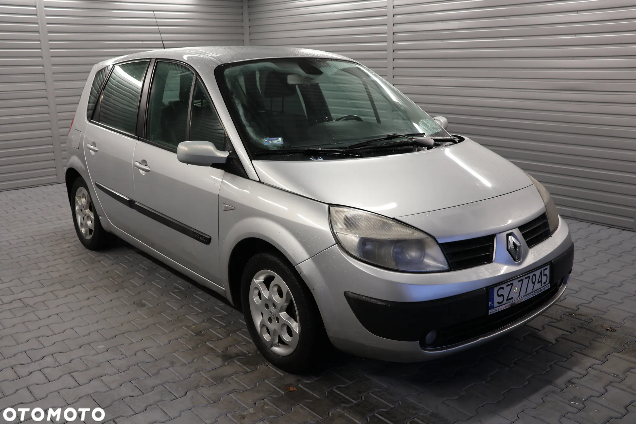 Renault Scenic 1.9 dCi Emotion - 2