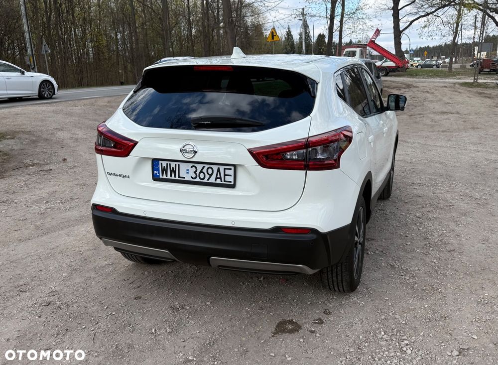 Nissan Qashqai 1.2 DIG-T N-Connecta EU6 - 4