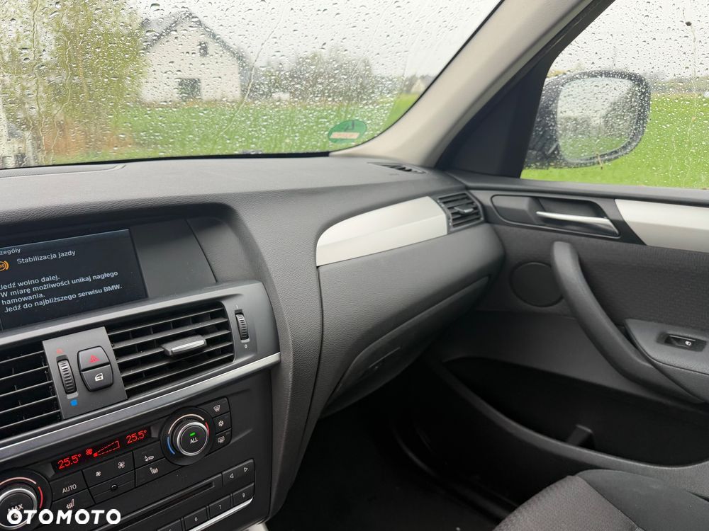 BMW X3 xDrive20d - 13