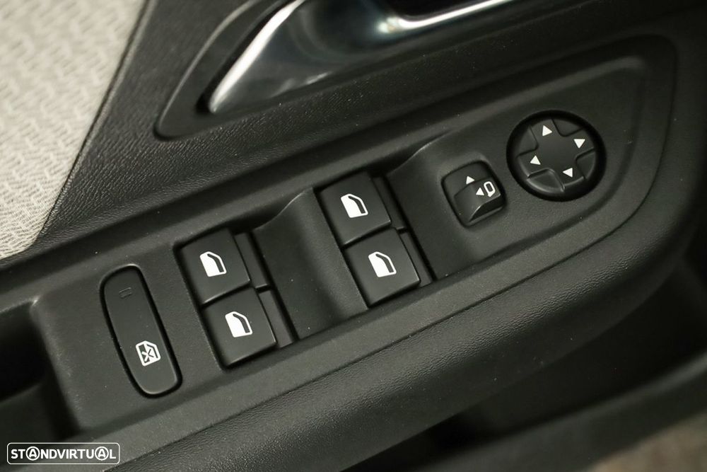 Citroën C4 1.2 PureTech Plus - 20