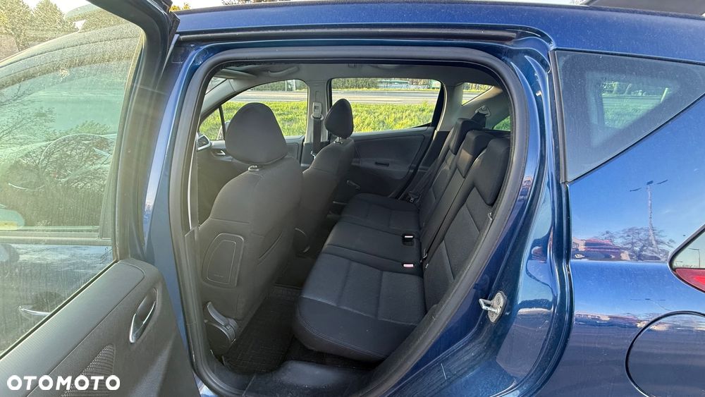 Peugeot 207 - 6