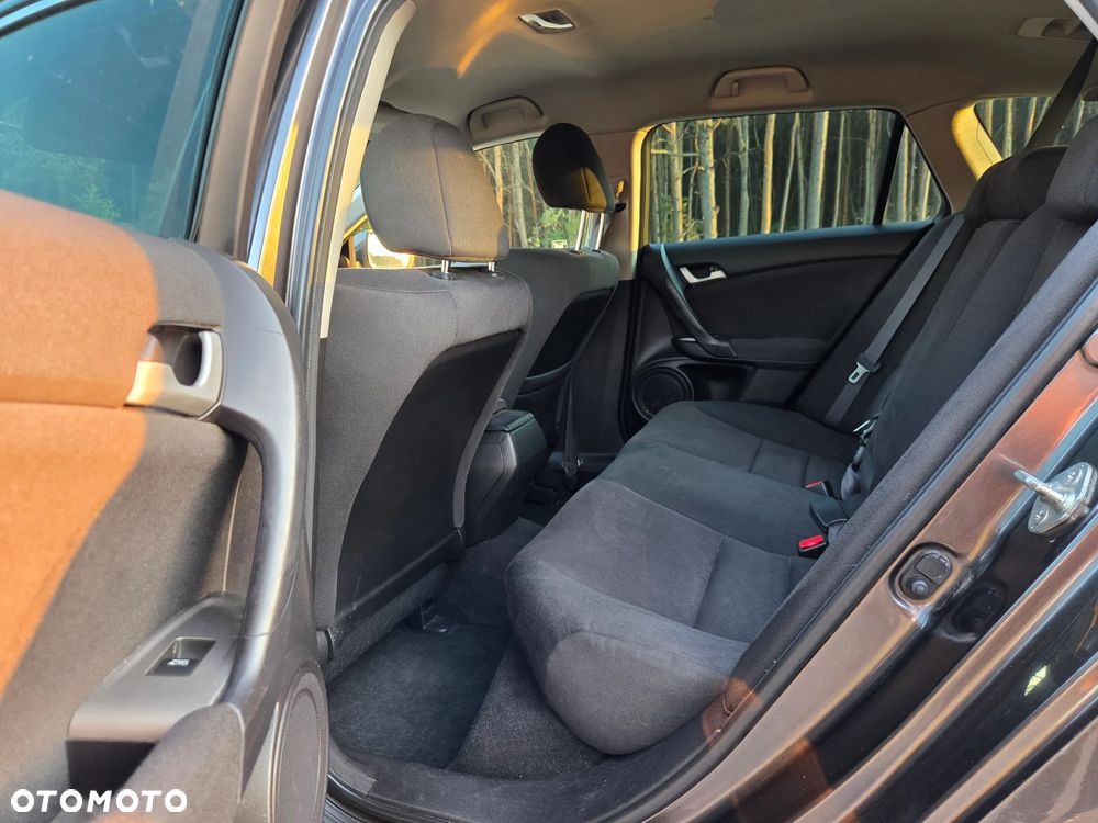 Honda Accord 2.0 Comfort - 12