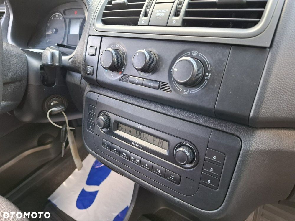 Skoda Roomster 1.2 Style PLUS EDITION - 15