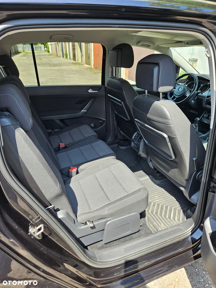 Volkswagen Touran 1.4 TSI BMT Comfortline - 12