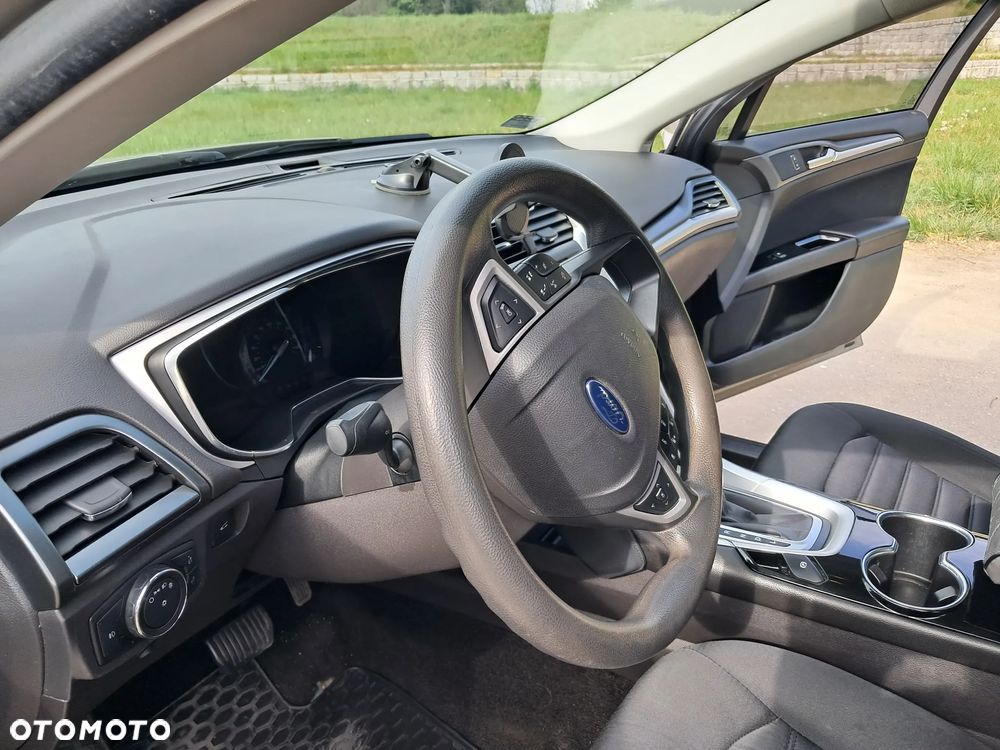 Ford Mondeo - 10