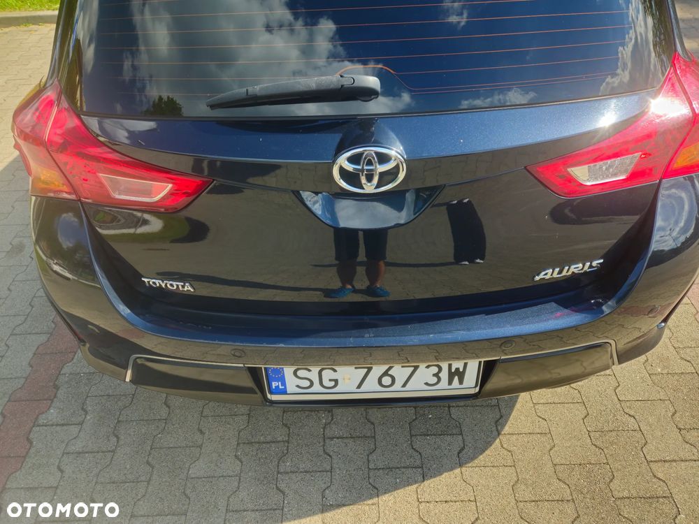 Toyota Auris 1.6 Premium - 6