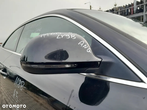 AUDI A5 8T LUSTERKO PRAWE PRZEDNIE PRAWY PRZÓD KOLOR: LY9B UK