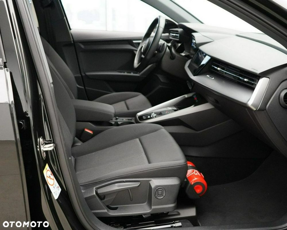 Audi A3 Sportback - 16