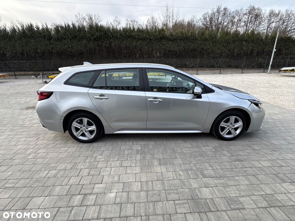 Toyota Corolla 2.0 Hybrid Comfort - 8