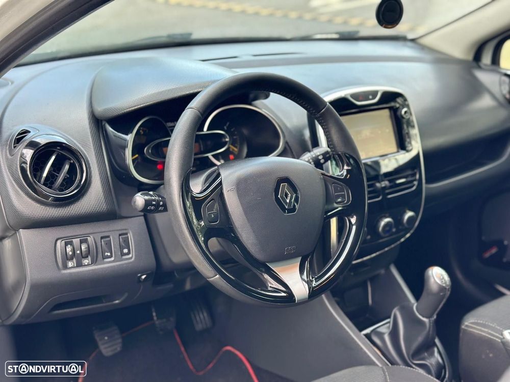 Renault Clio Sport Tourer 1.5 dCi Dynamique S 82g - 12