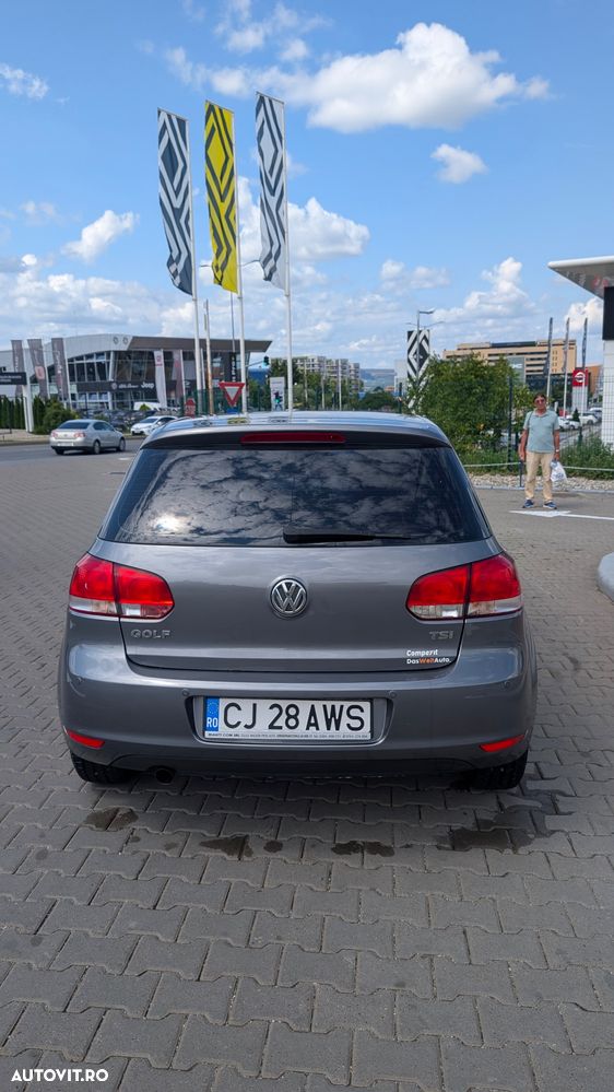 Volkswagen Golf 1.2 TSI Comfortline DSG BlueMotion Technology - 2