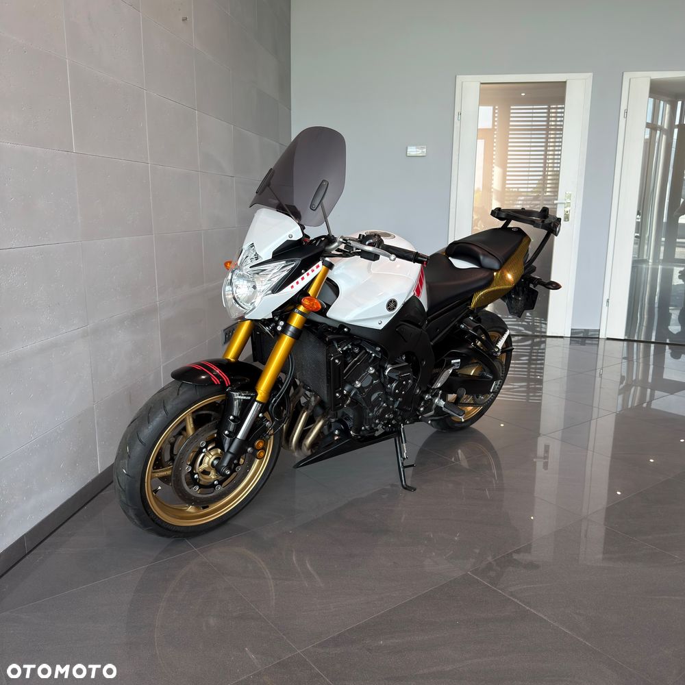 Yamaha FZ8 - 7