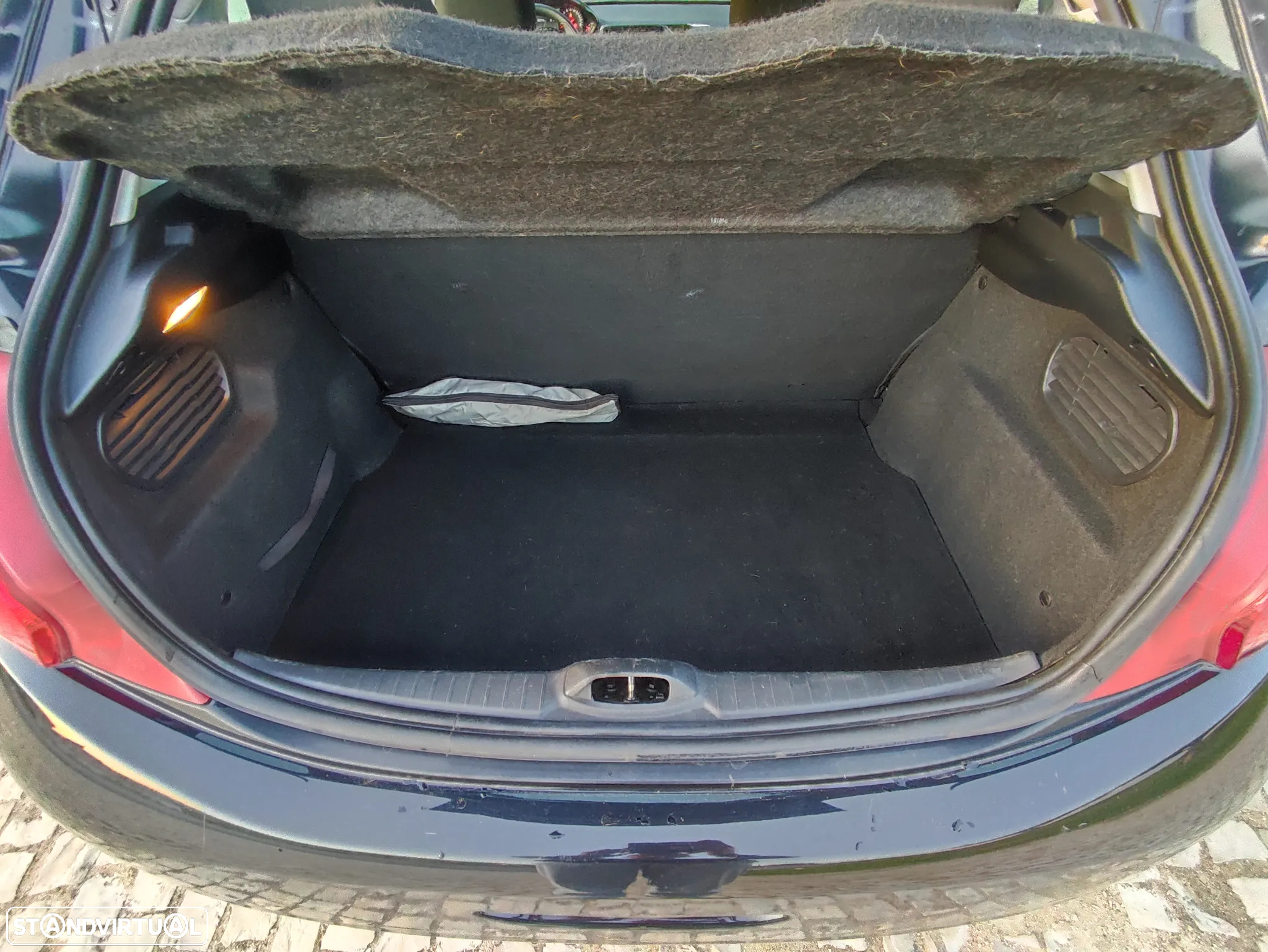 Peugeot 208 1.4 HDi Access - 12