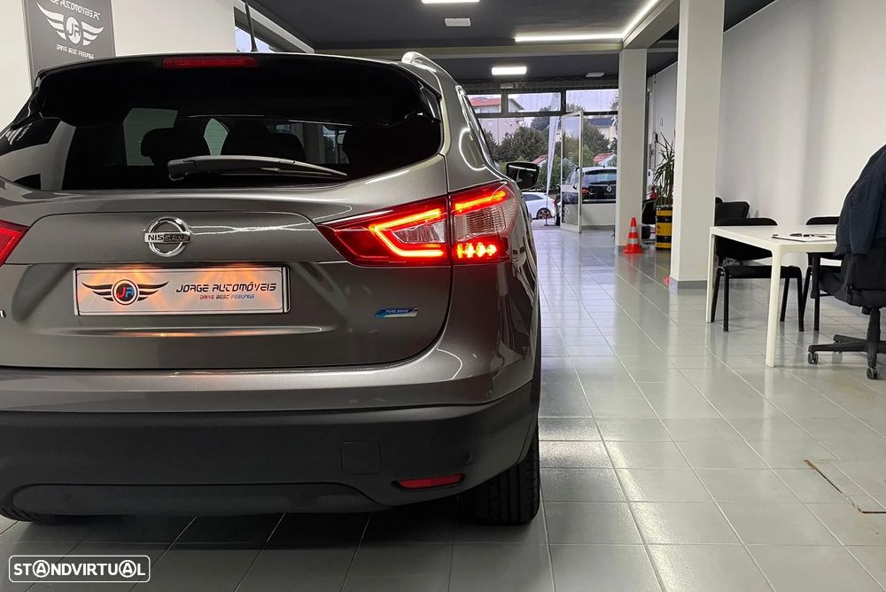 Nissan Qashqai 1.5 dCi 360 S - 16