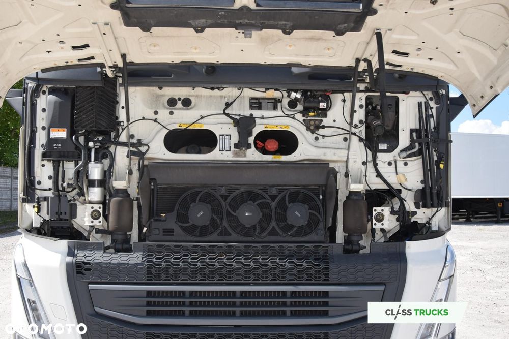 Volvo FH 500 Globetrotter XL i-ParkCool ACC - 21