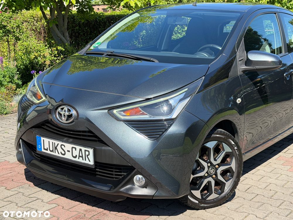 Toyota Aygo x-clusiv - 36