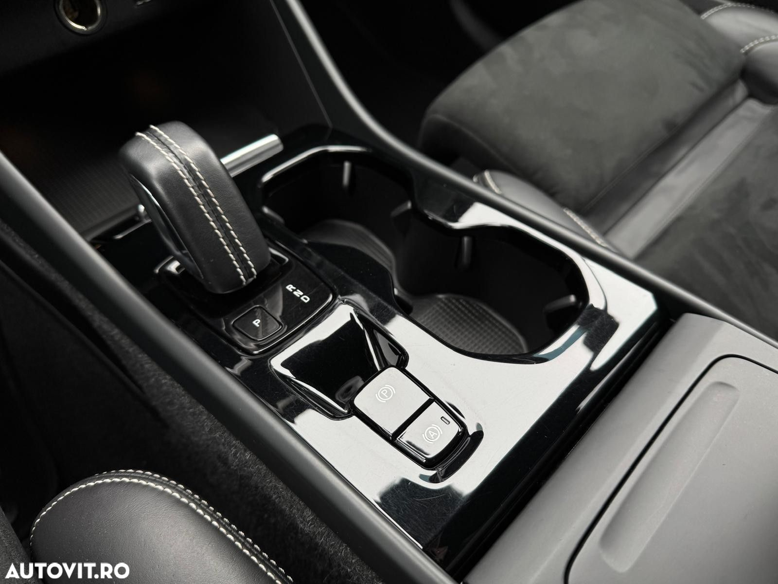 Volvo XC 40 - 14