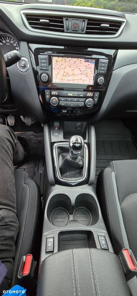 Nissan Qashqai 1.3 DIG-T Visia - 11