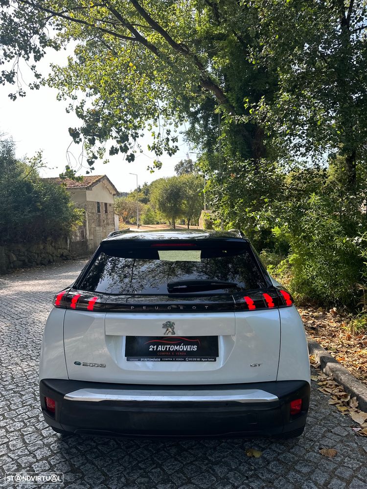 Peugeot e-2008 GT Pack - 10