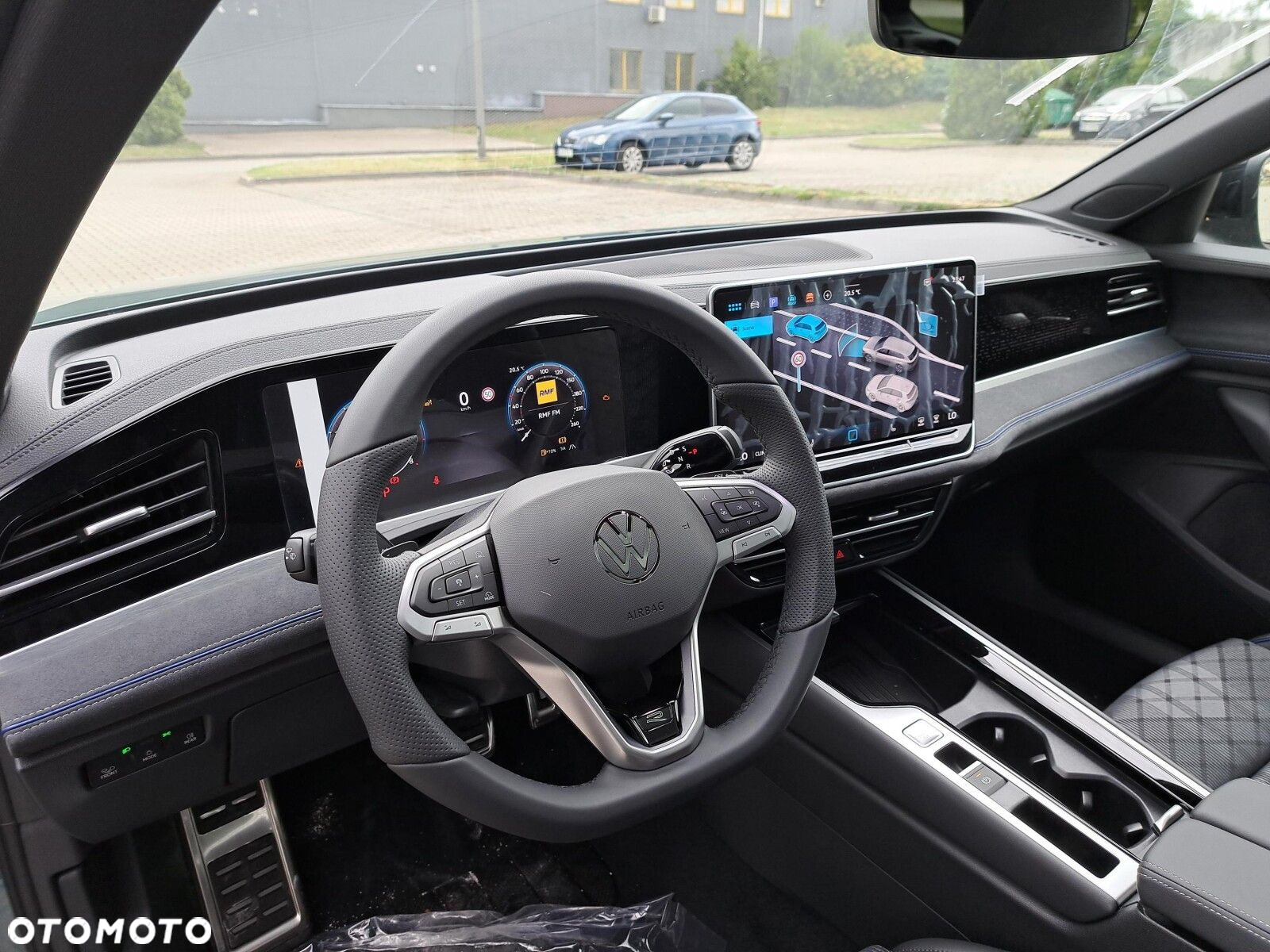 Volkswagen Passat 2.0 TSI 4Mot R-Line Plus DSG - 9