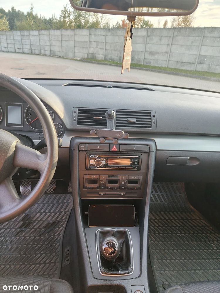 Audi A4 Avant - 20