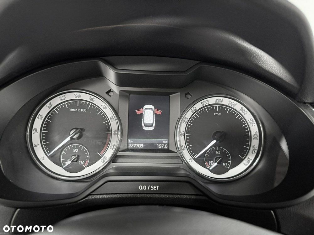 Skoda Octavia 2.0 TDI DSG Drive - 32