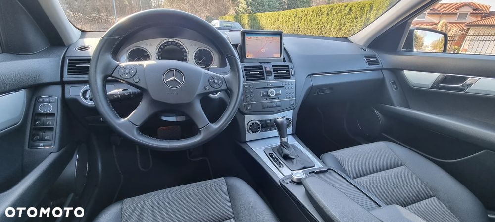 Mercedes-Benz Klasa C 180 Kompressor Automatik Avantgarde - 37