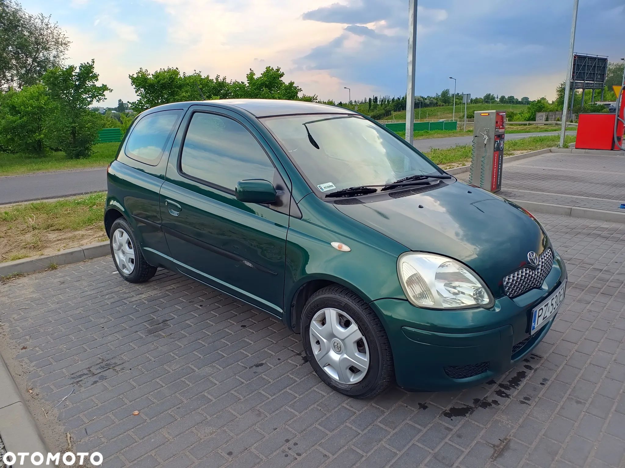 Toyota Yaris - 1