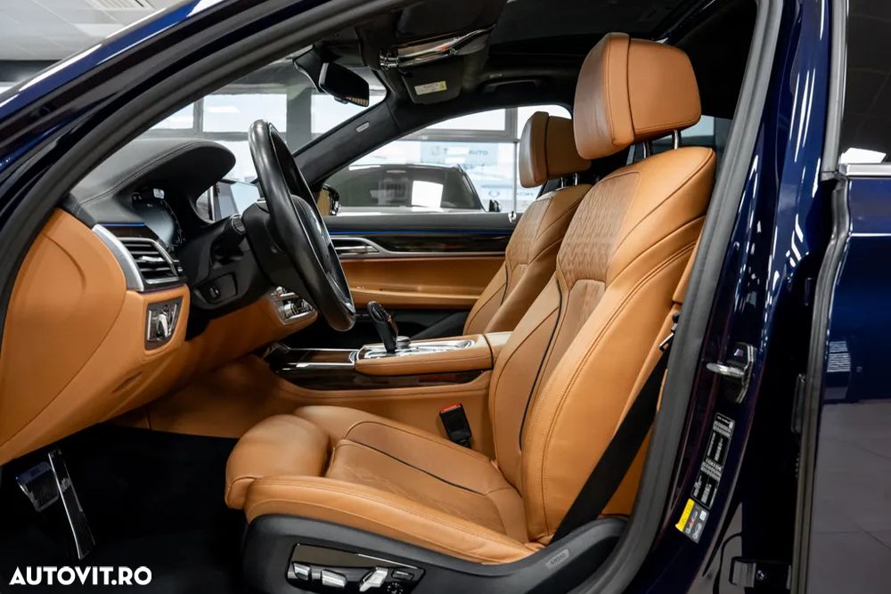 BMW Seria 7 - 26