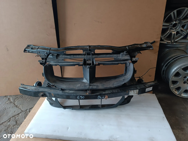Wzmocnienie czołowe pas przedni BMW E90 E91 E92 E93 przed liftingiem