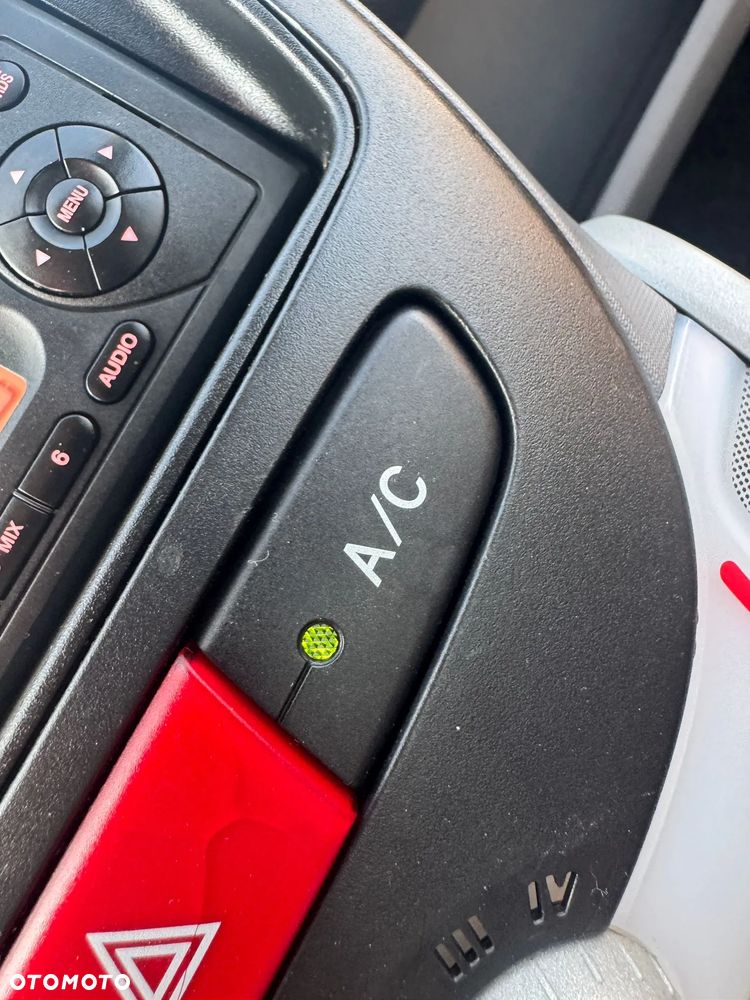 Peugeot 107 1.0 Trendy - 15