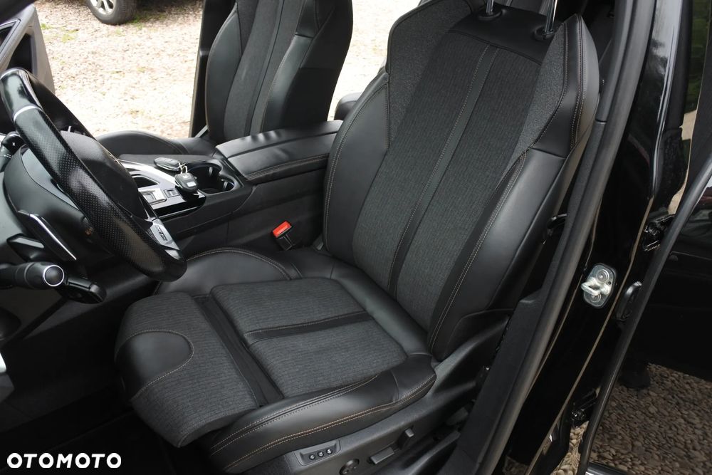 Peugeot 3008 1.5 BlueHDi Allure S&S EAT8 - 11