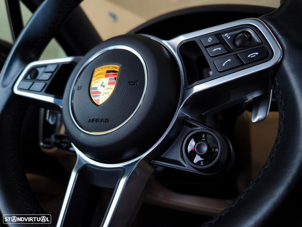Porsche Cayenne - 17