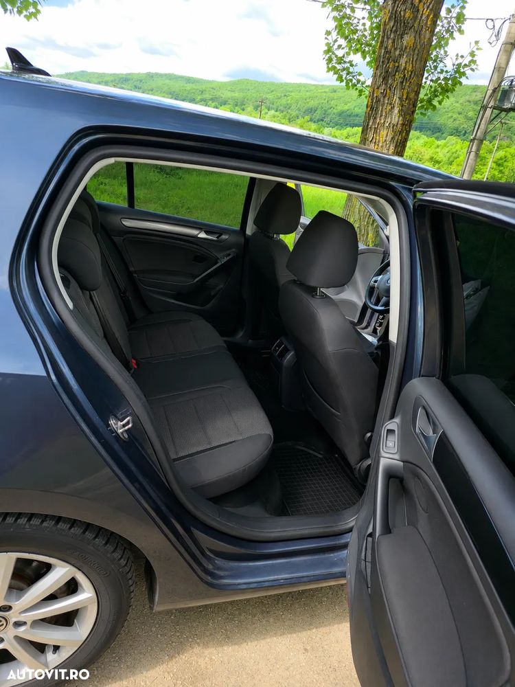 Volkswagen Golf 2.0 TDI DPF Highline - 5