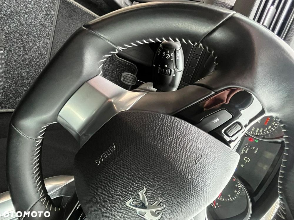 Peugeot 308 HDi FAP 150 Allure - 23