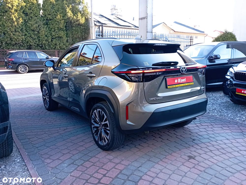 Toyota Yaris Cross Hybrid 1.5 Executive - 6
