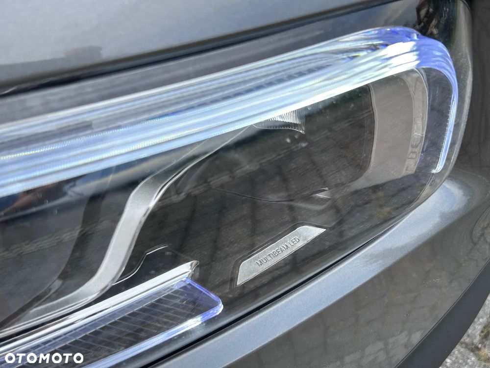 Mercedes-Benz GLB 200 d AMG Line 8G-DCT - 39