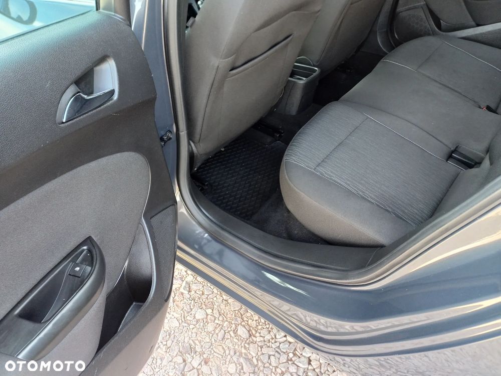 Opel Astra 1.4 Turbo Style - 11