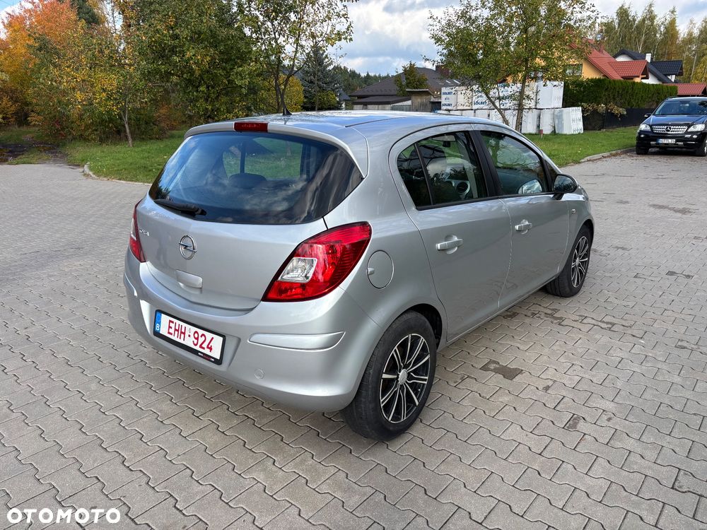 Opel Corsa - 4