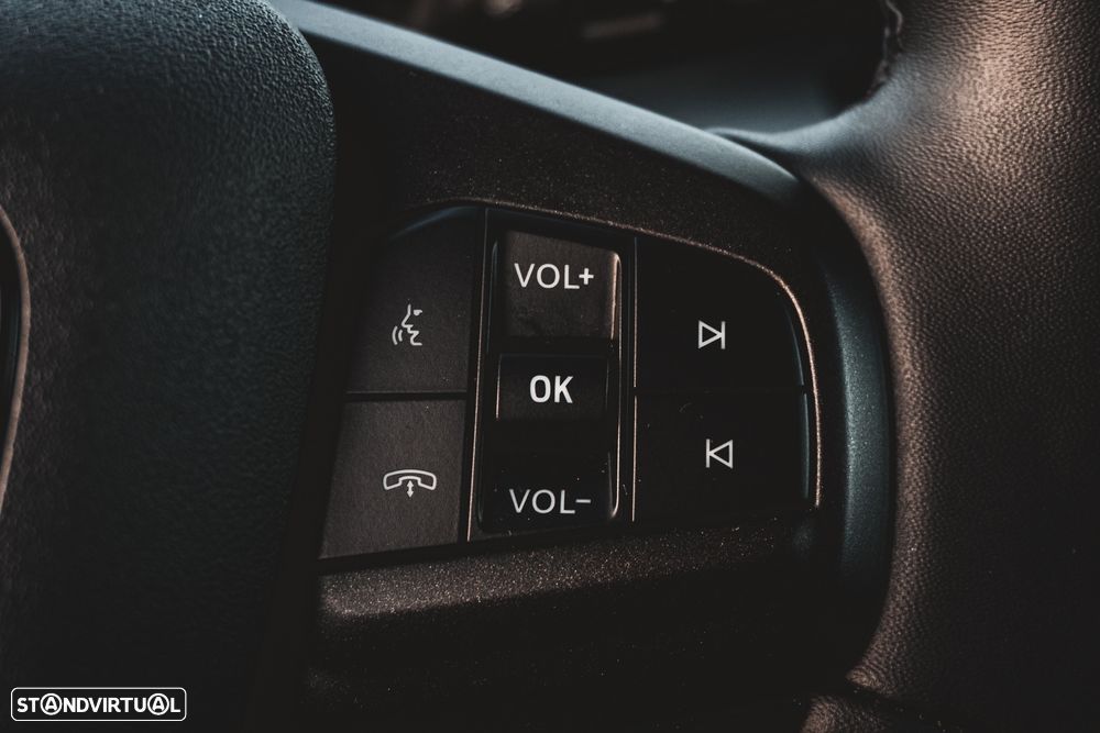 Ford Mustang Mach-E AWD - 20