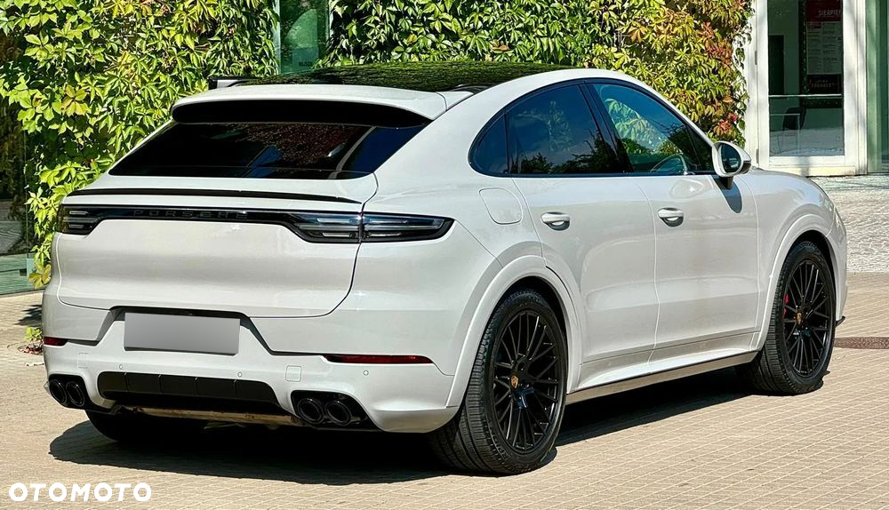 Porsche Cayenne - 10
