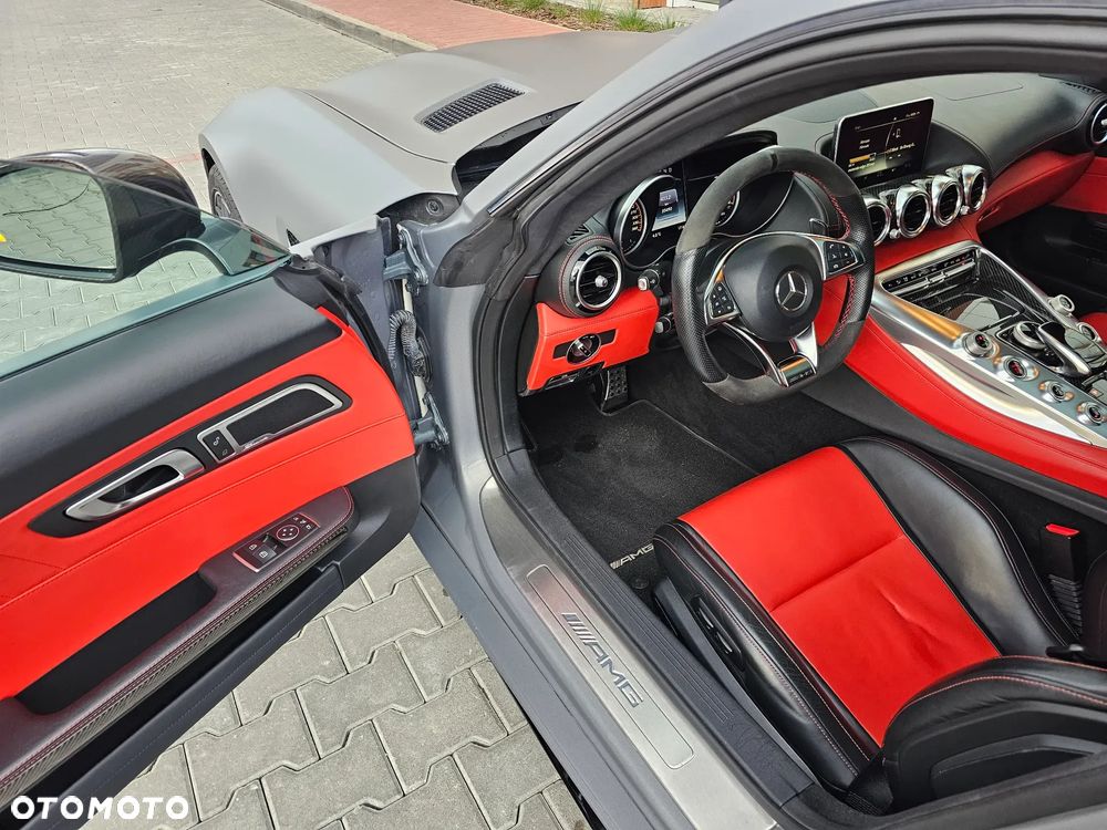 Mercedes-Benz AMG GT S Speedshift 7G-DCT - 23
