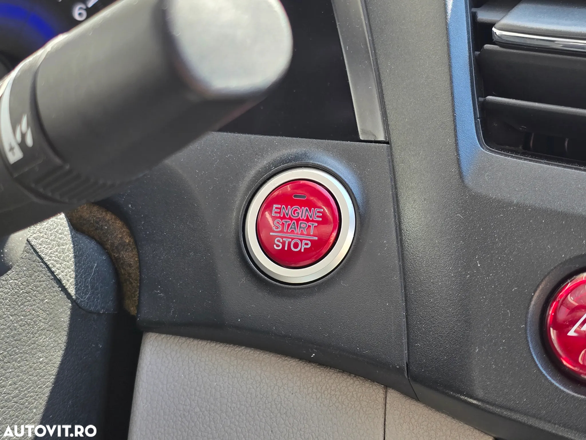 Honda Civic 1.8 i-VTEC MT Executive - 22