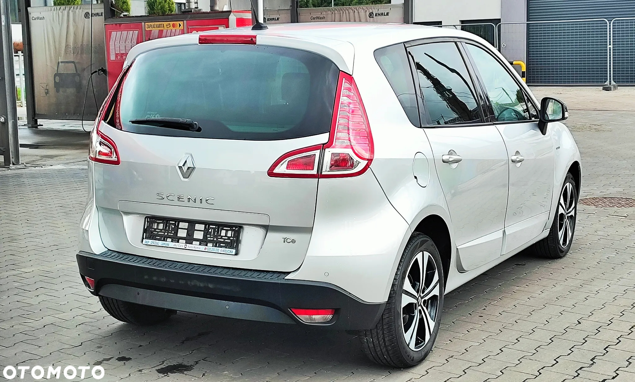 Renault Scenic 1.4 16V TCE Bose Edition - 17