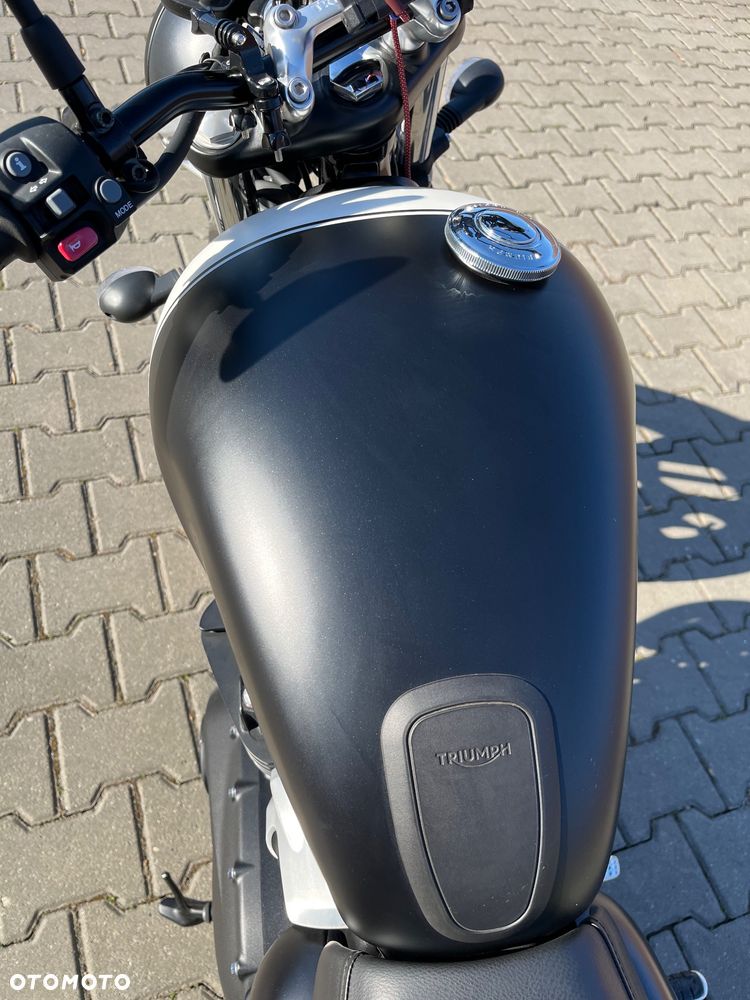 Triumph Speed Twin - 18