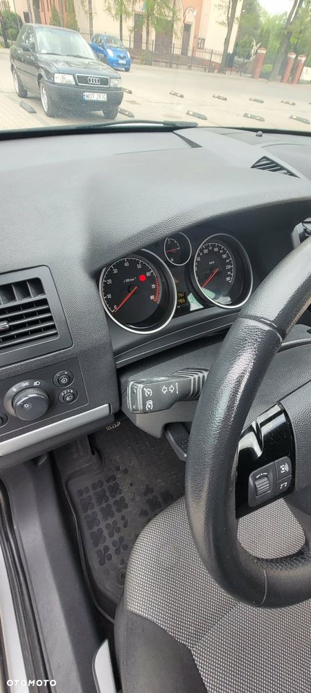 Opel Zafira 1.8 Essentia EU5 - 15