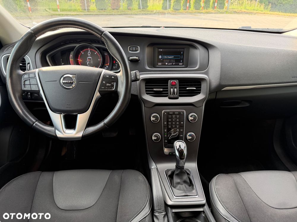 Volvo V40 D2 Geartronic Momentum - 11