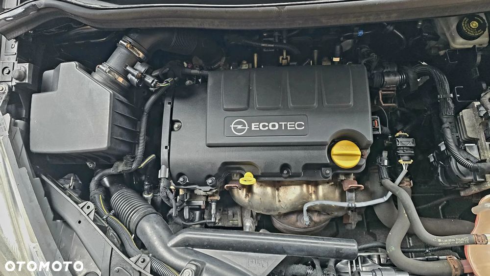 Opel Corsa 1.4 16V Satellite - 21