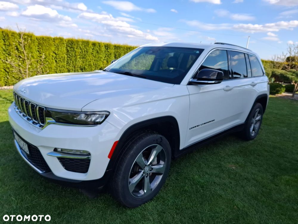 Jeep Grand Cherokee - 19