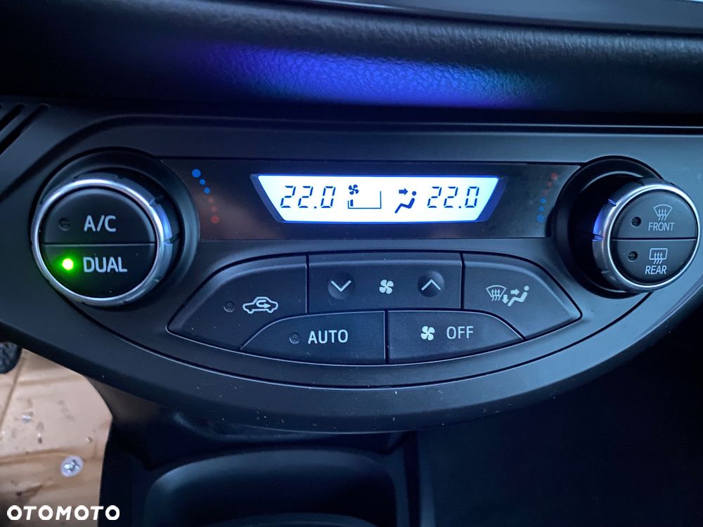 Toyota Yaris 1.5 VVT-i Team Deutschland - 26